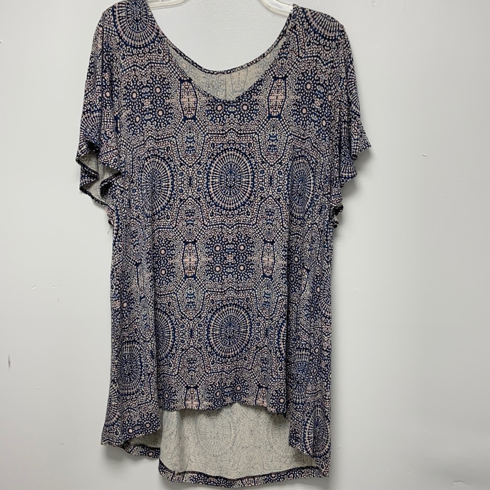 a:glow maternity top